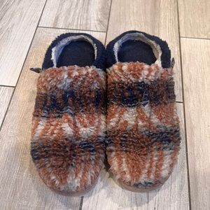 LL Bean Sherpa lined slides